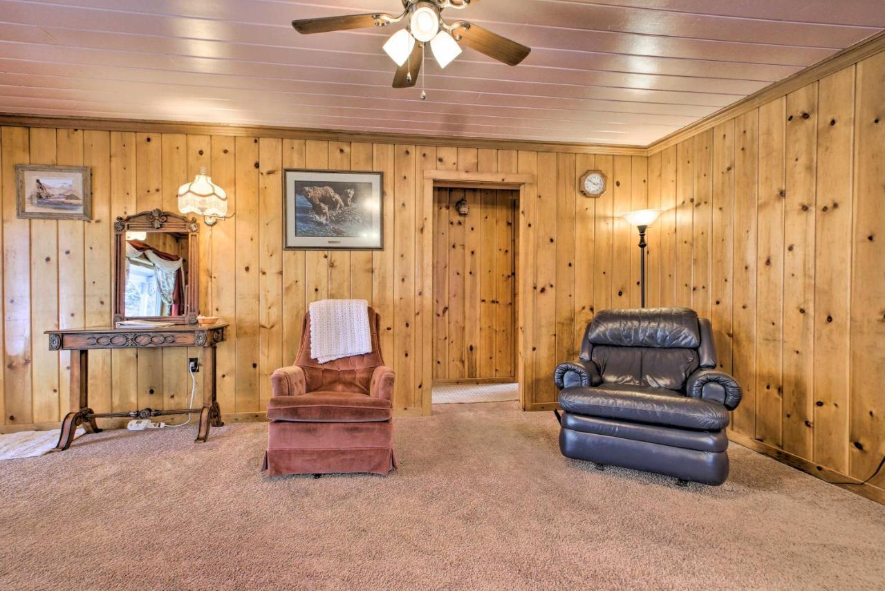 Cozy Home With Hot Tub Half Mi To Salmon River! Εξωτερικό φωτογραφία