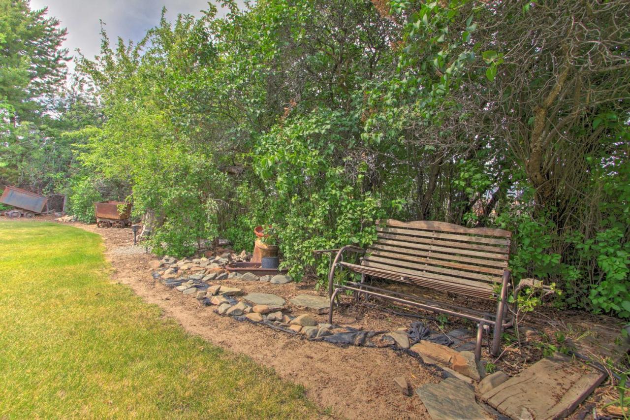 Cozy Home With Hot Tub Half Mi To Salmon River! Εξωτερικό φωτογραφία